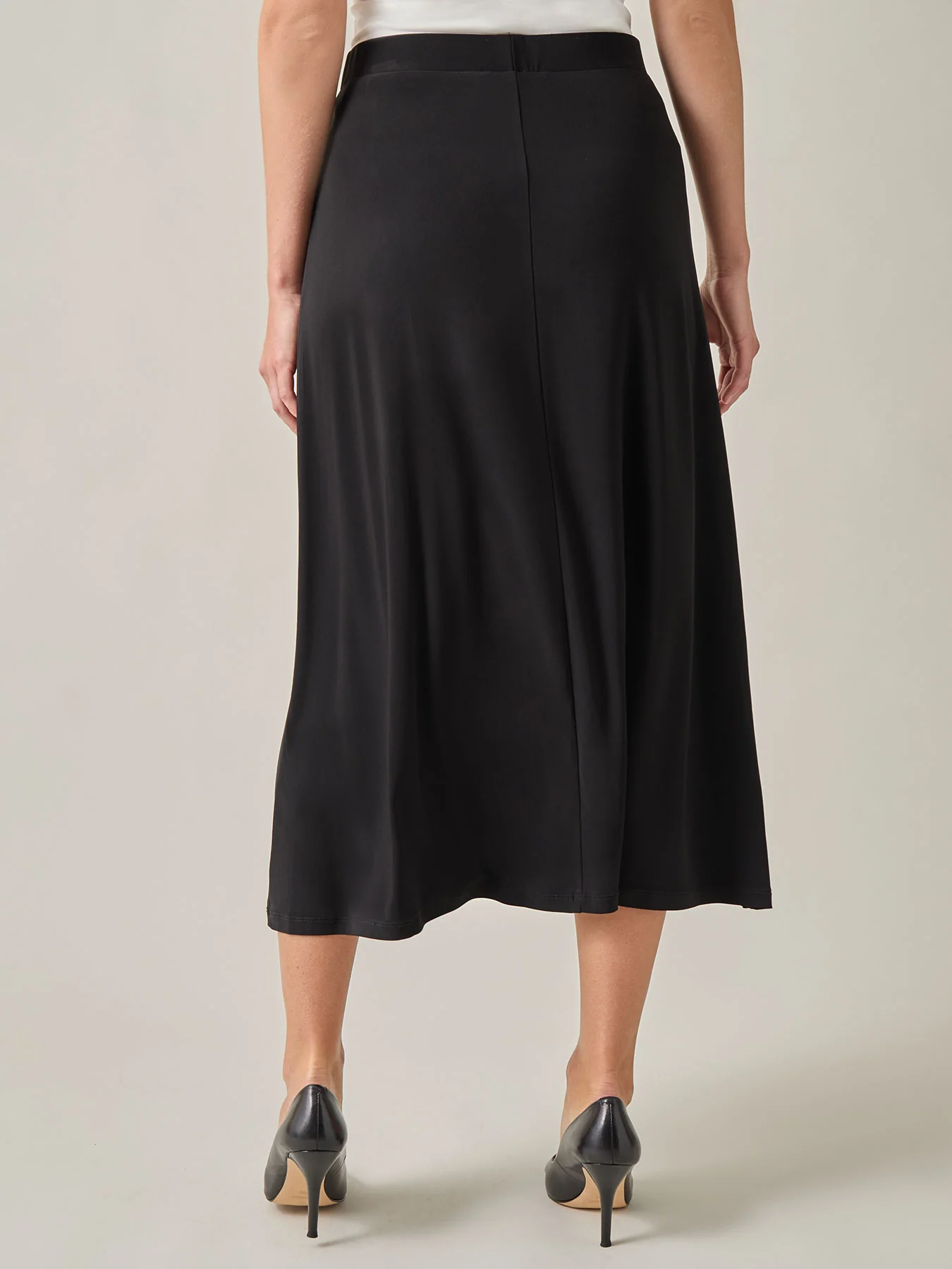 Elegant Maxi Skirt, Everyday Knit - Image 3