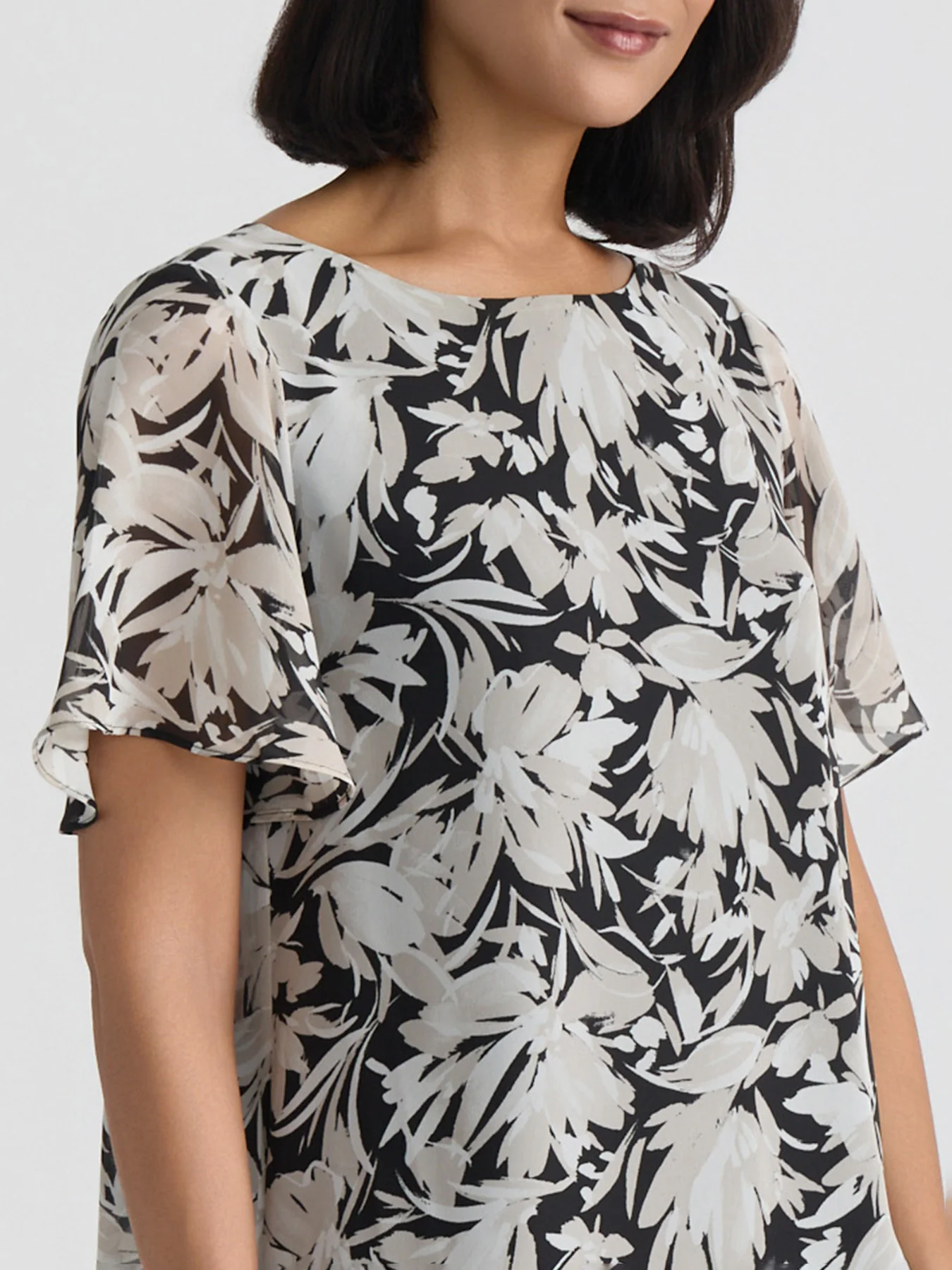 Flared Short Sleeve Blouse - Image 4