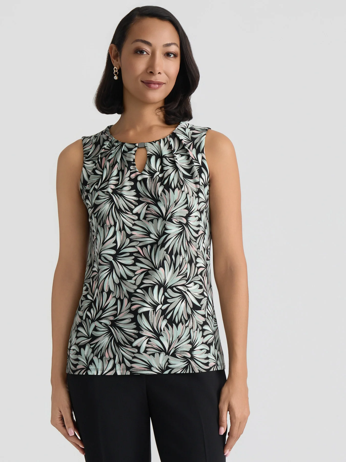 Hardware Keyhole Pleat Top, Everyday Knit