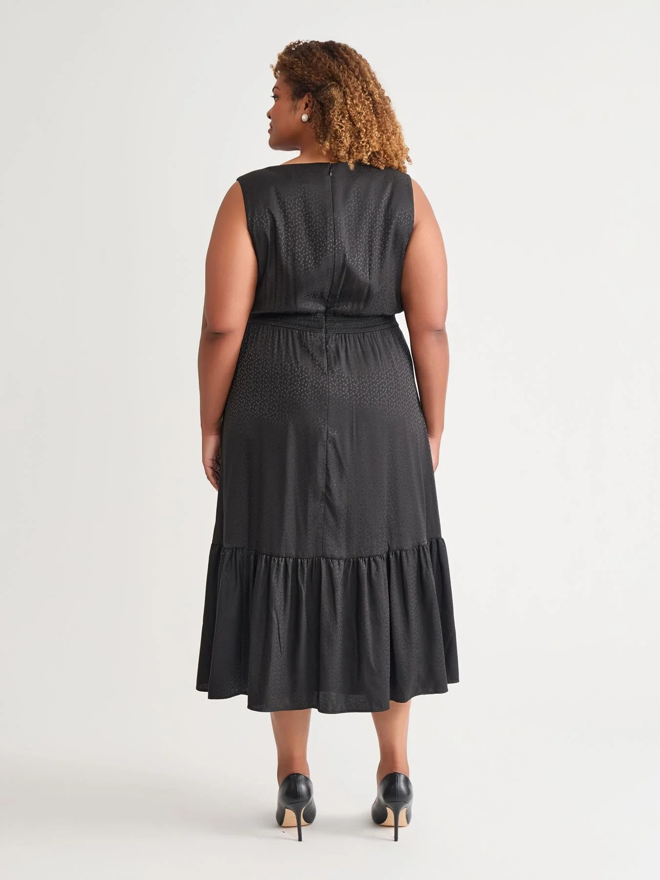 Plus Sleeveless Boat Neck Tiered Dress, Black - Image 4